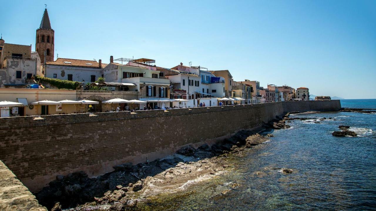 Light blue guest house Alghero Extérieur photo